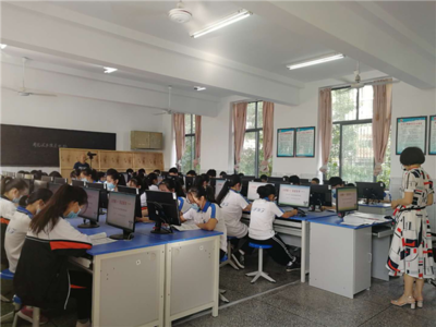 東一教師展風采 學科比武促提升——東升一中“學科大比武”活動系列報道